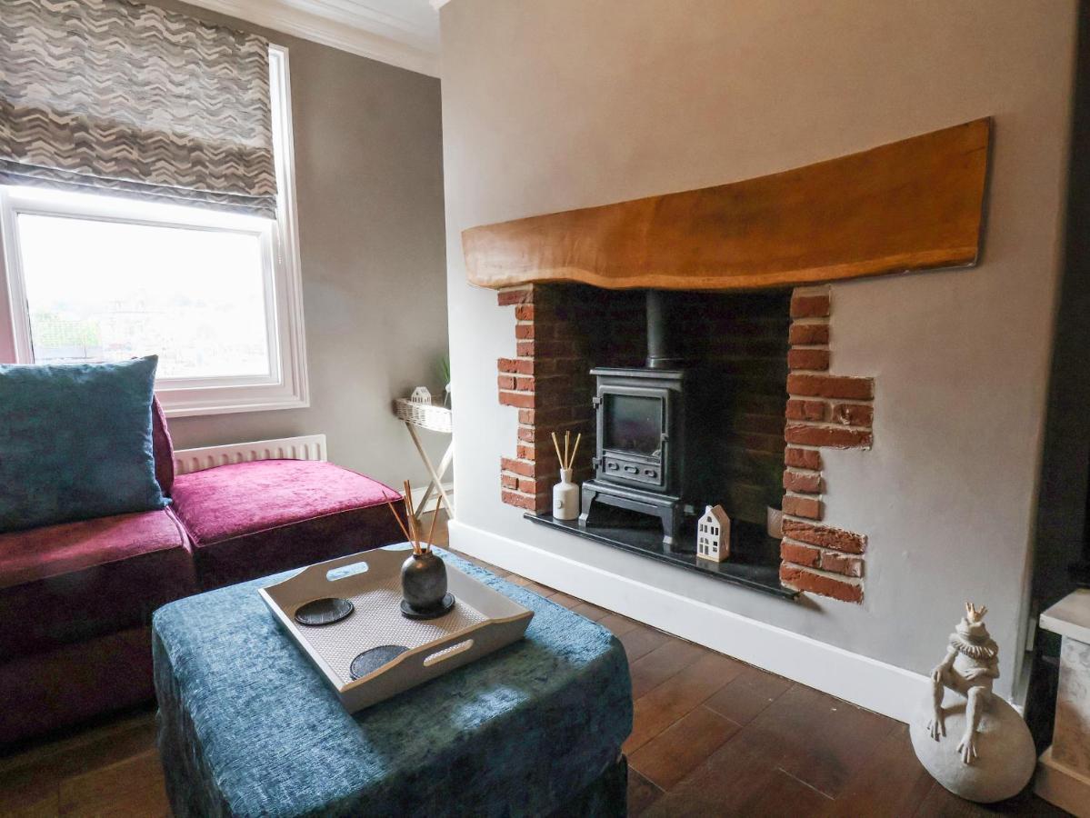 Sailors Cottage Уитби Экстерьер фото