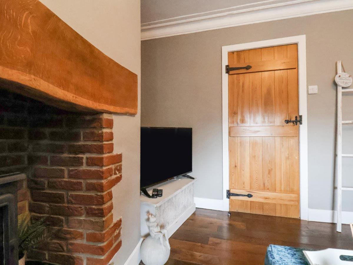 Sailors Cottage Уитби Экстерьер фото
