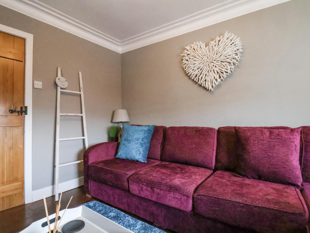 Sailors Cottage Уитби Экстерьер фото