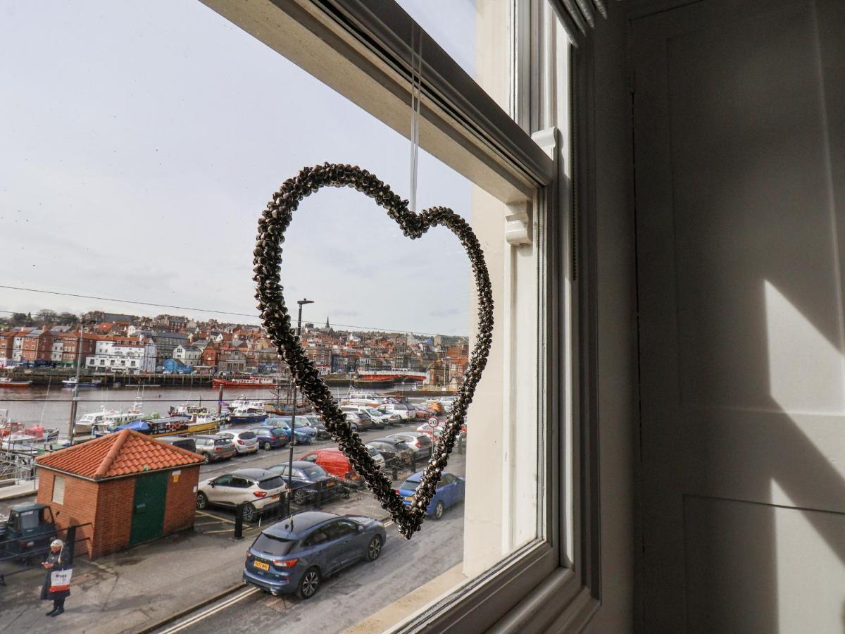 Sailors Cottage Уитби Экстерьер фото